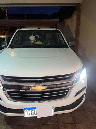 CHEVROLET S10 2.5 LTZ 4X4 CD 16V FLEX 4P MANUAL CHEVROLET S10 2.5 LTZ 4X4 CD 16V FLEX 4P MANUAL